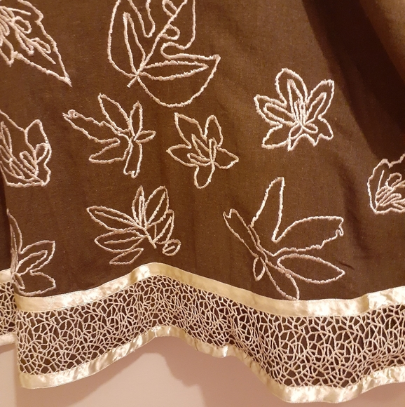 Lapis Fall Leaves Skirt 🇨🇦 Medium - Picture 4 of 12